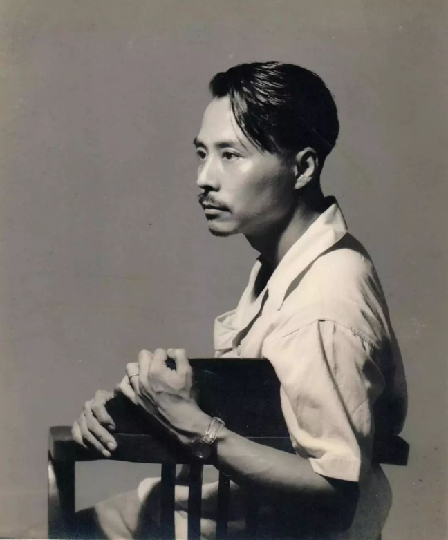 葉淺予中國(guó)畫研究院（中國(guó)國(guó)家畫院前身）第一屆副院長(zhǎng)、院委